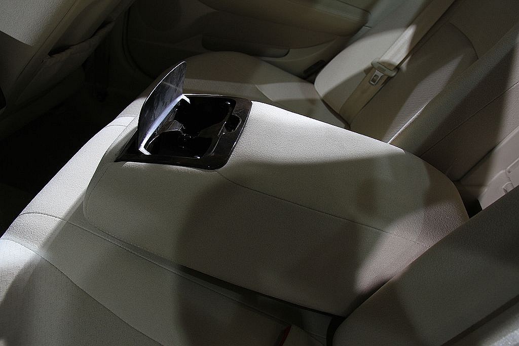 華泰B11車展高清大圖