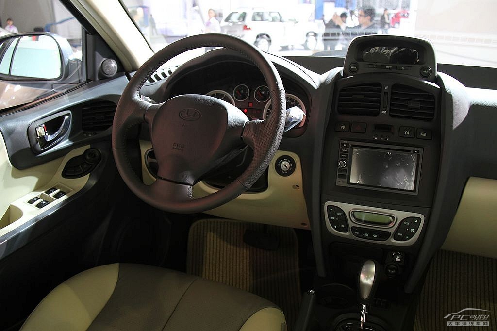 圣達(dá)菲C9車展高清大圖