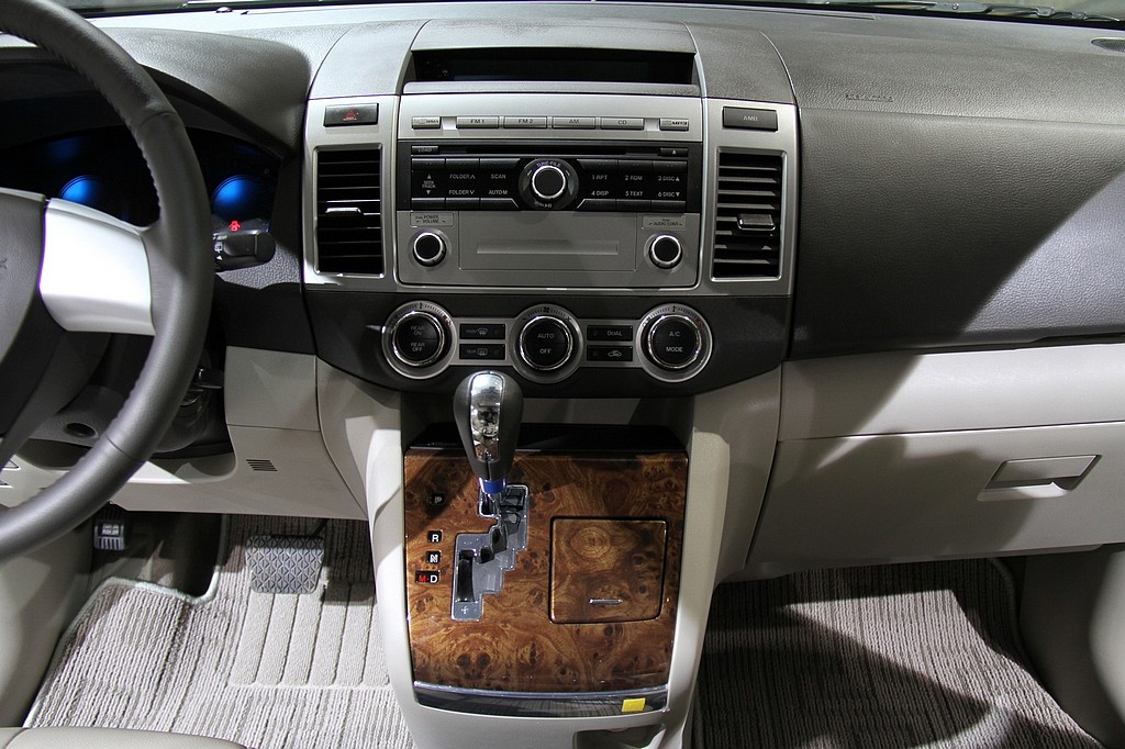 馬自達(dá)8車展高清大圖