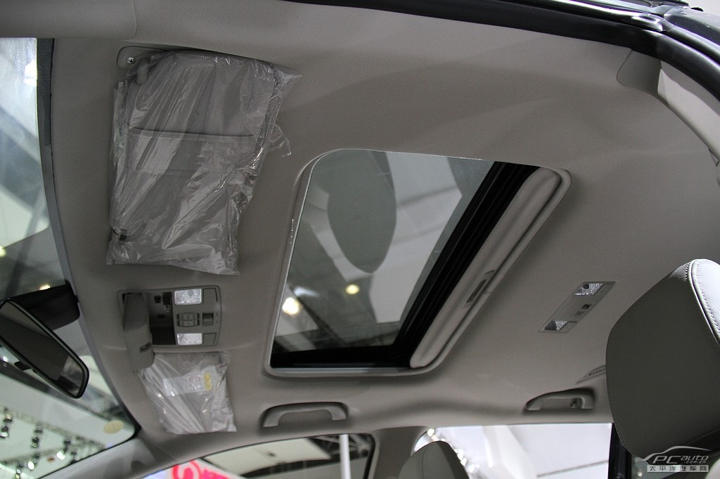 馬自達(dá)8車展高清大圖