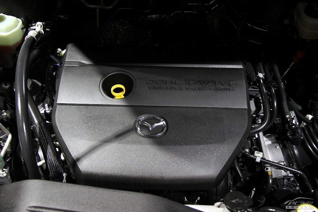 馬自達(dá)8車展高清大圖