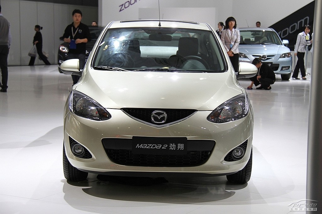 馬自達2勁翔車展高清大圖