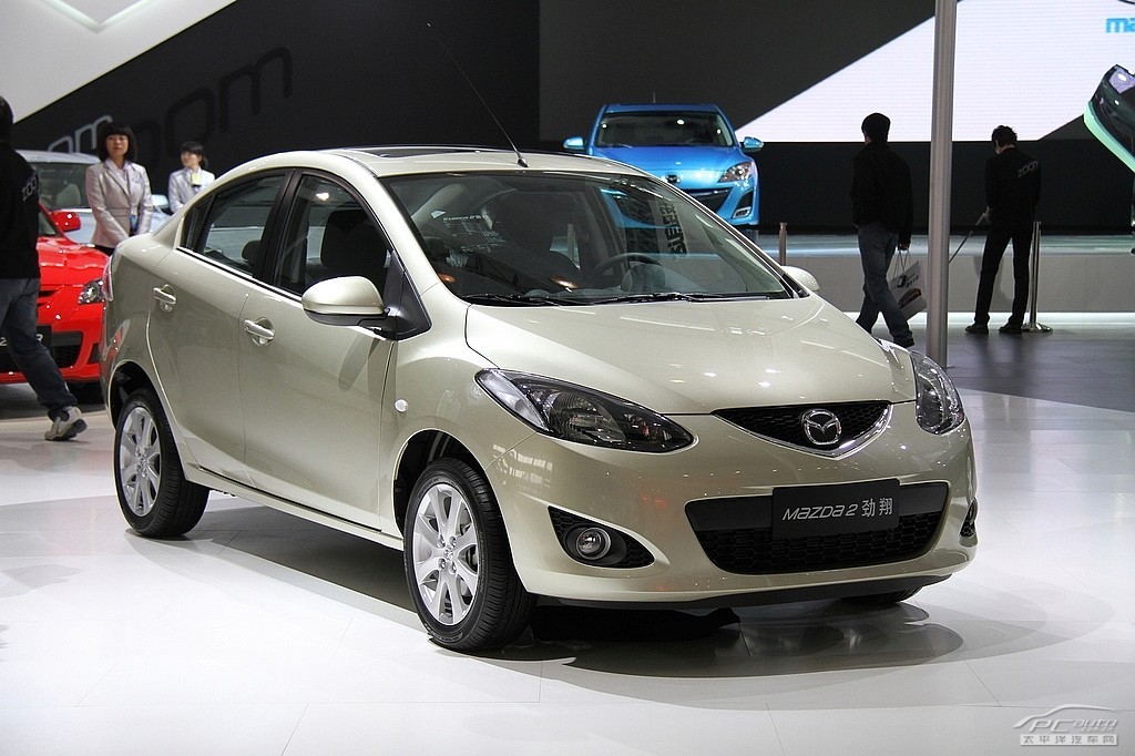 馬自達(dá)2勁翔車展高清大圖