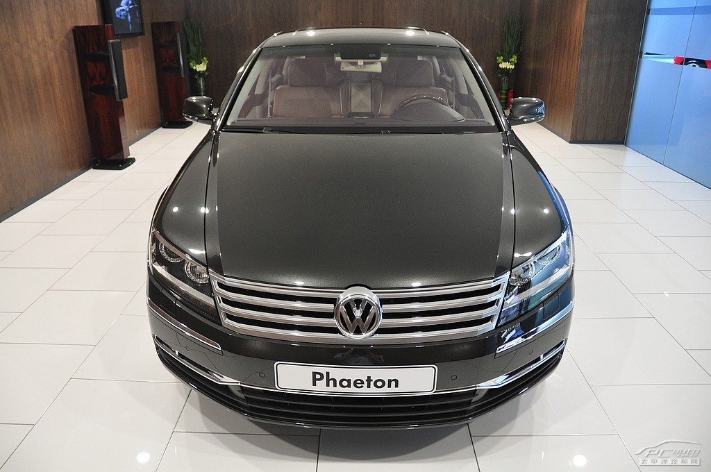 輝騰車展高清大圖