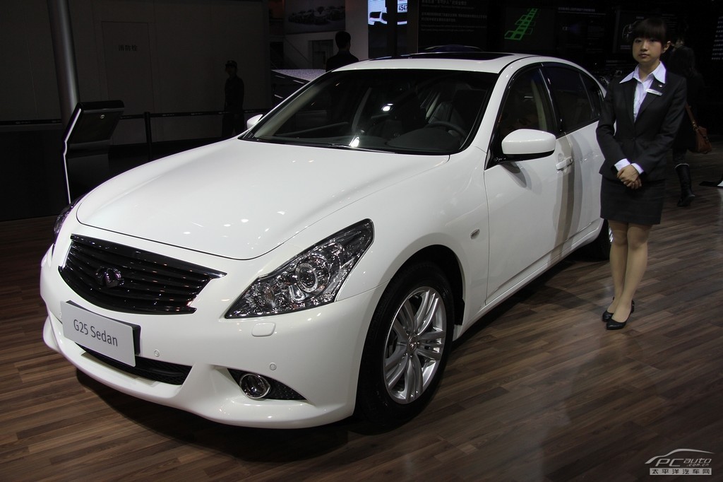 英菲尼迪G車展高清大圖