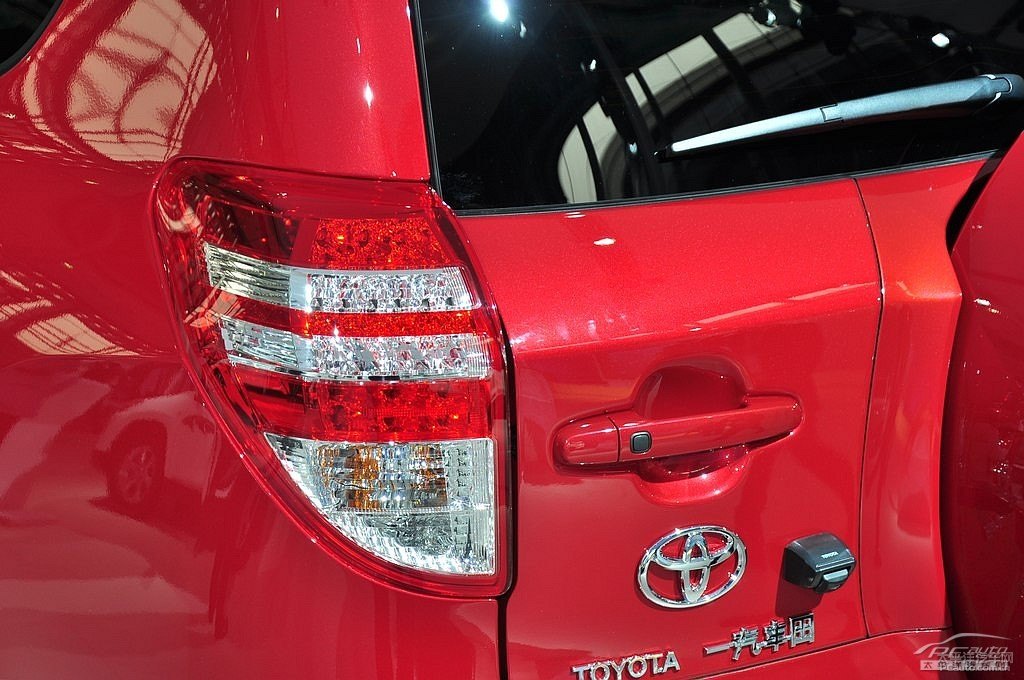 RAV4榮放圖片