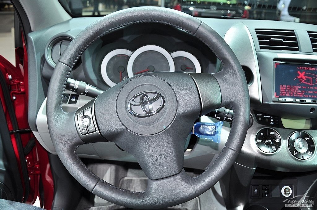 RAV4榮放圖片
