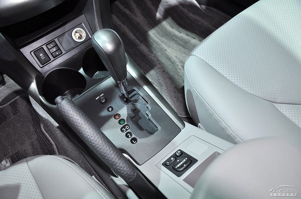 RAV4榮放圖片
