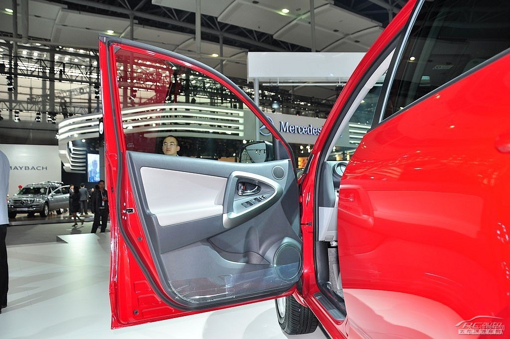 RAV4榮放圖片