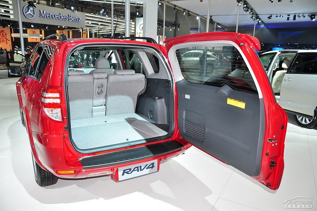 RAV4榮放車展高清大圖