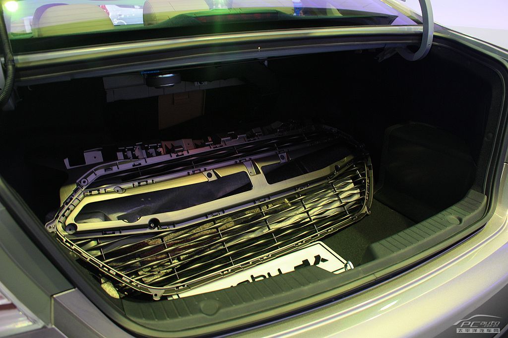 領(lǐng)翔車展高清大圖