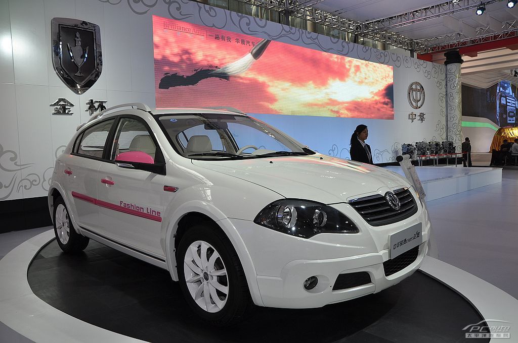 駿捷Cross車展高清大圖