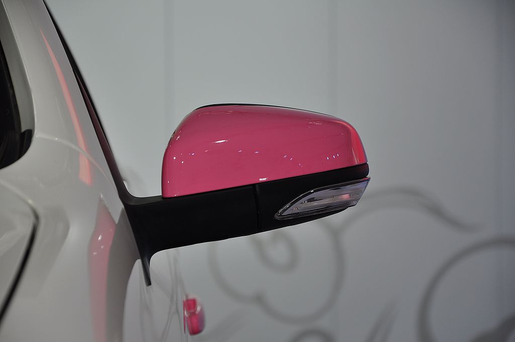 駿捷Cross車展高清大圖