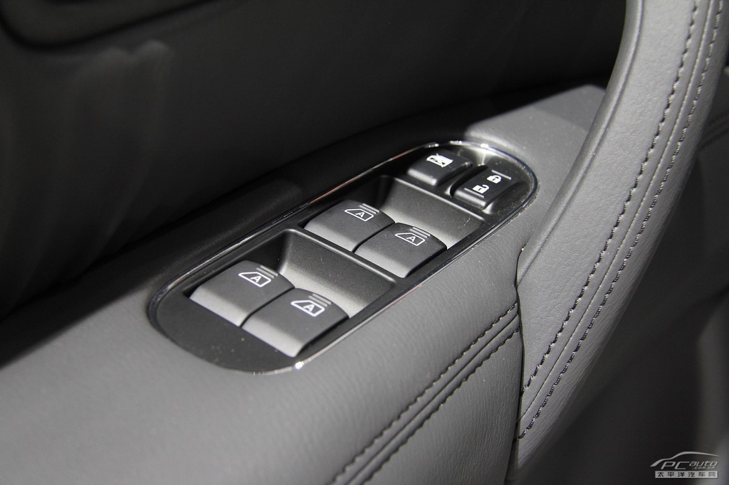 英菲尼迪QX車展高清大圖