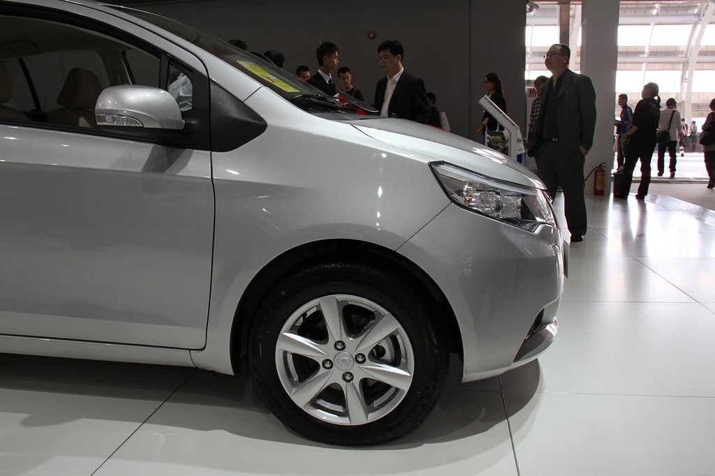 凌傲車展高清大圖