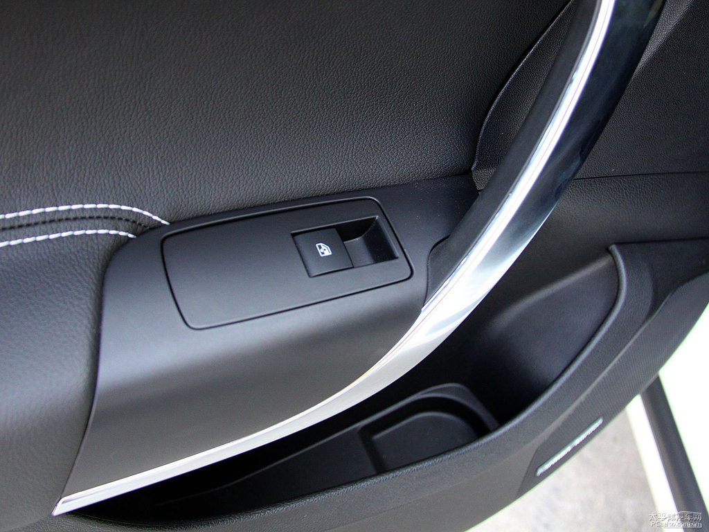 幻白君威內(nèi)飾圖片