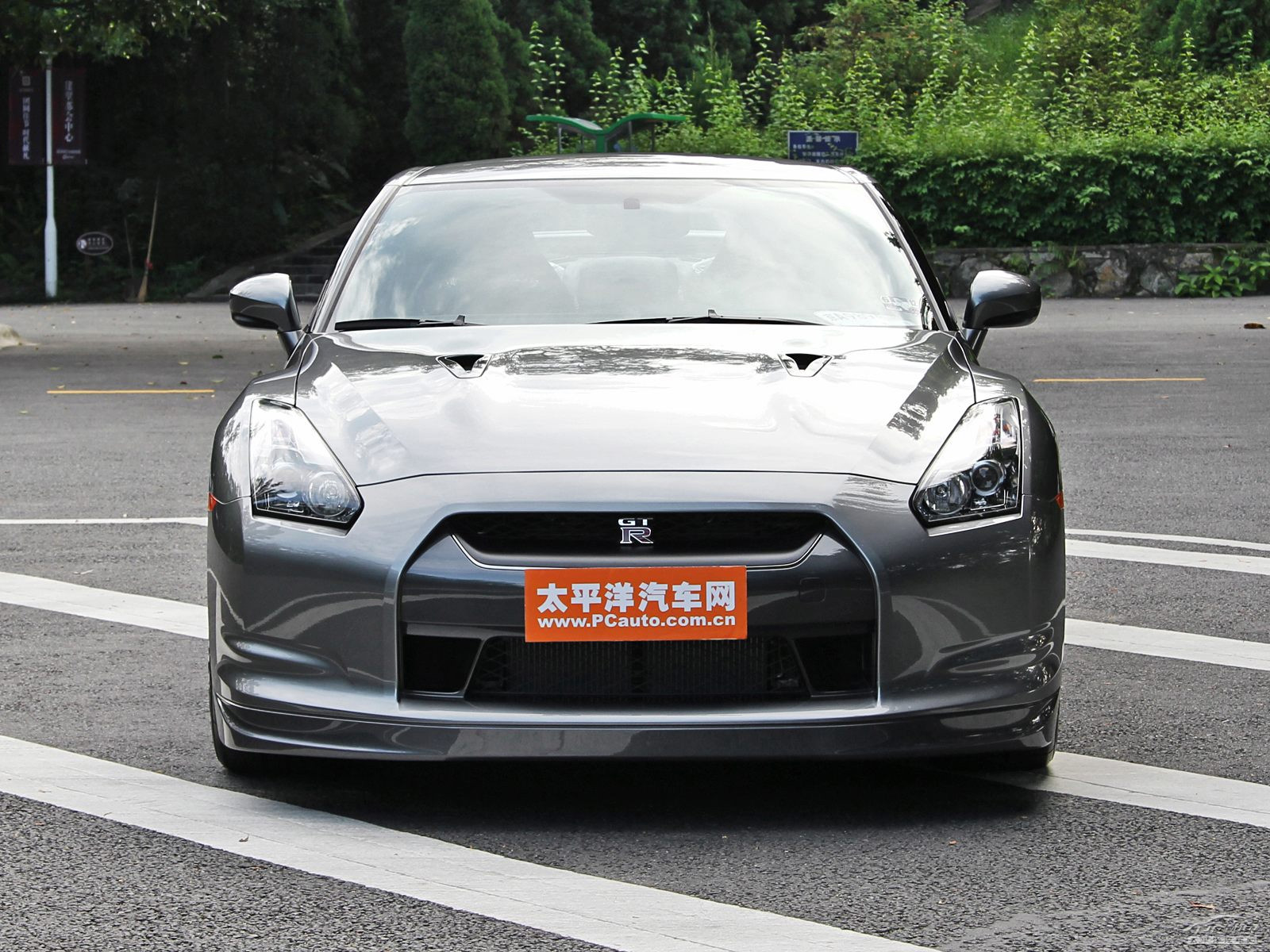 日產(chǎn)GT-R外觀高清大圖