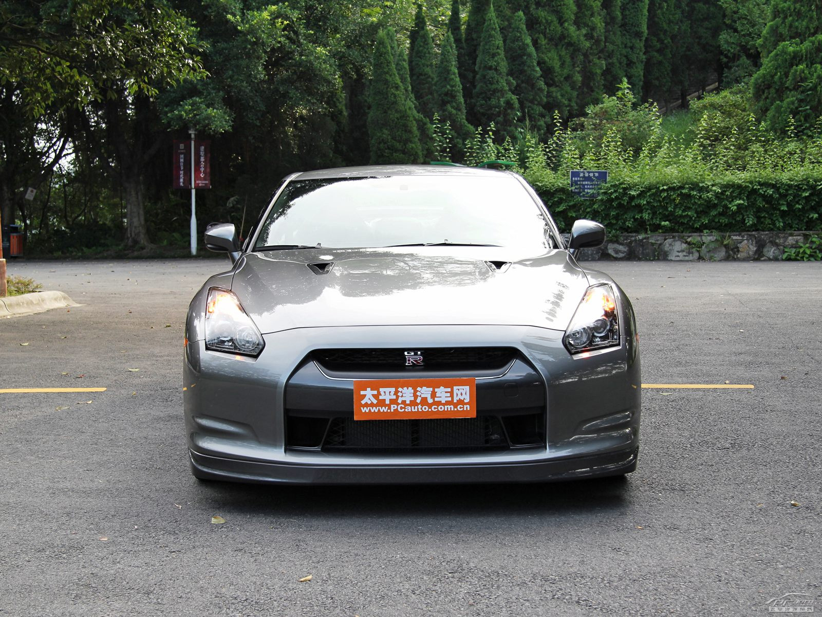日產(chǎn)GT-R外觀高清大圖