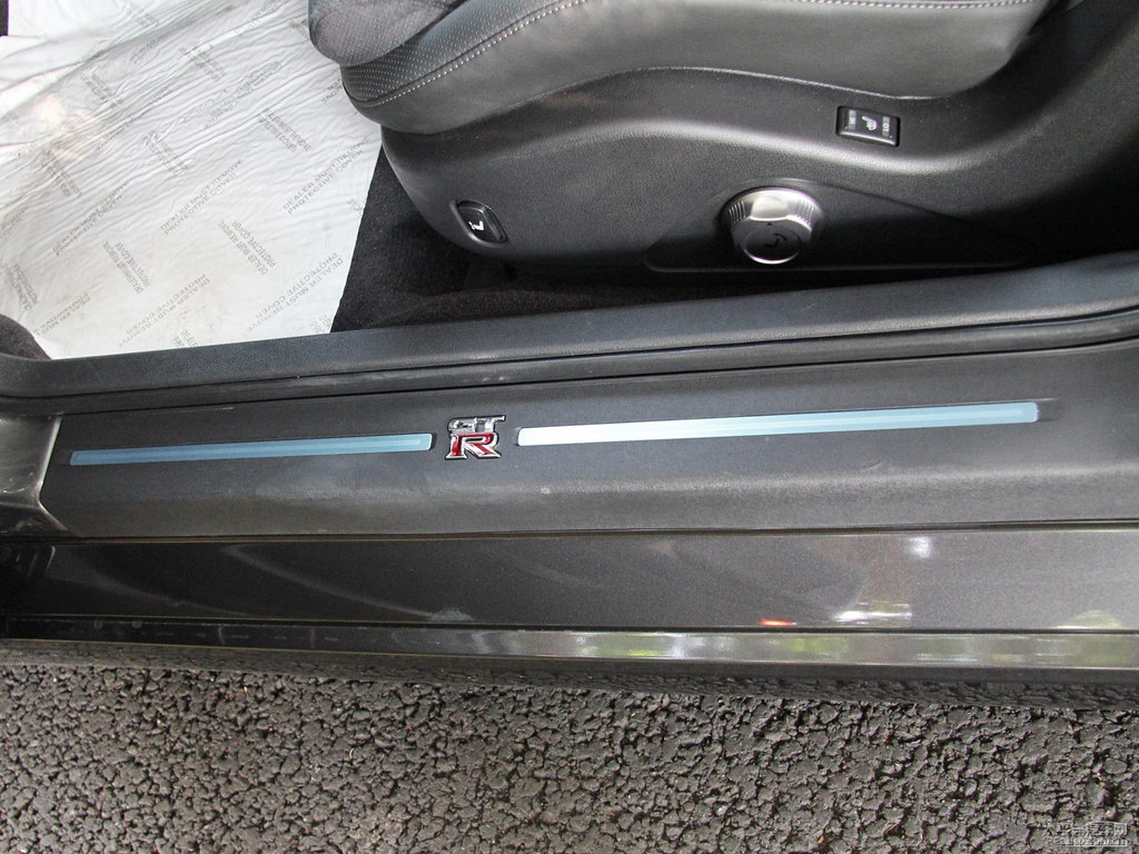 ծa(chn)GT-R(ni)DƬ