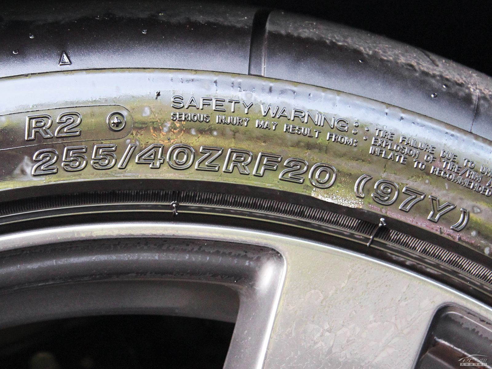 日產(chǎn)GT-R細節(jié)高清大圖