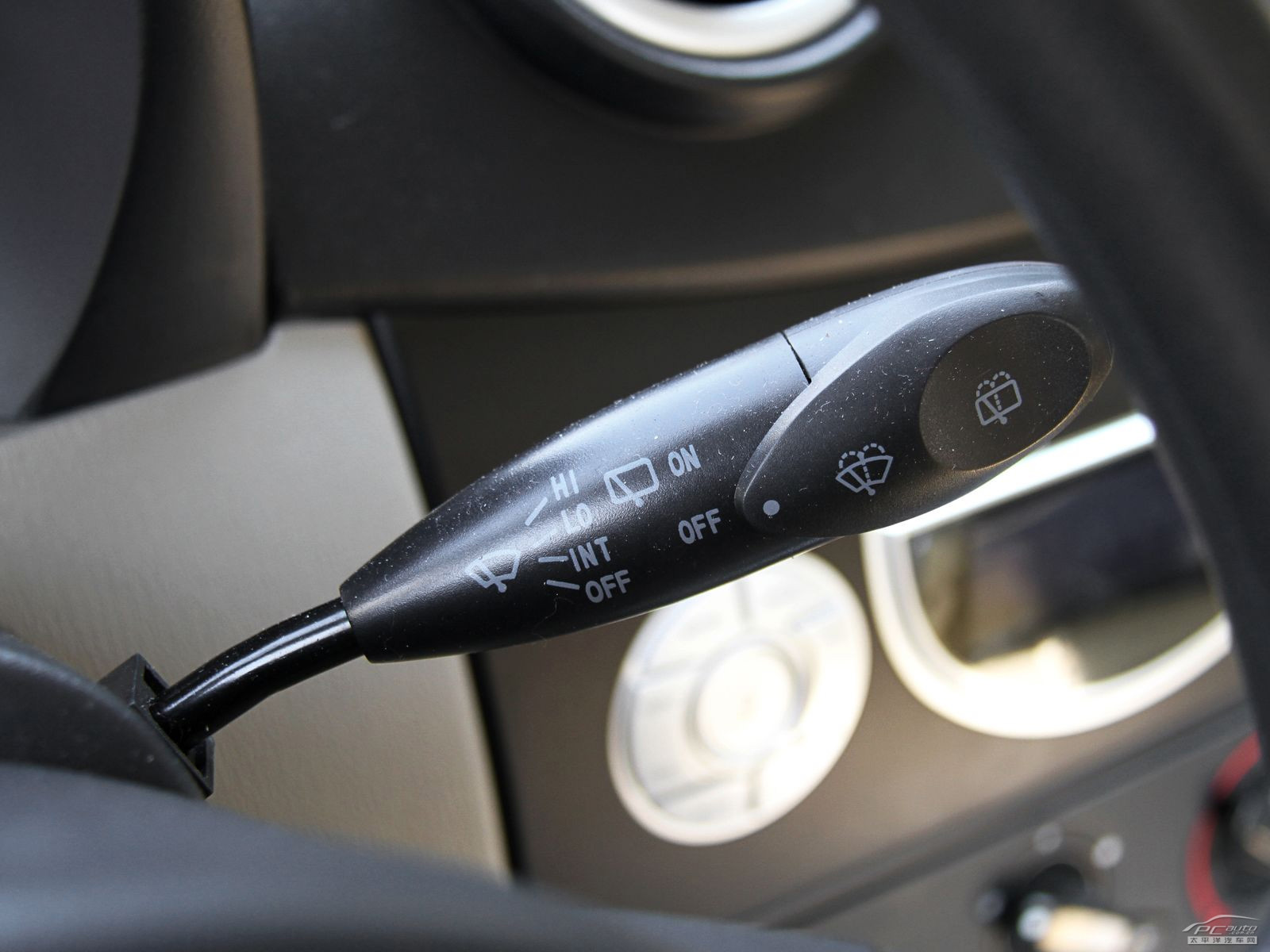 力帆320內(nèi)飾高清大圖