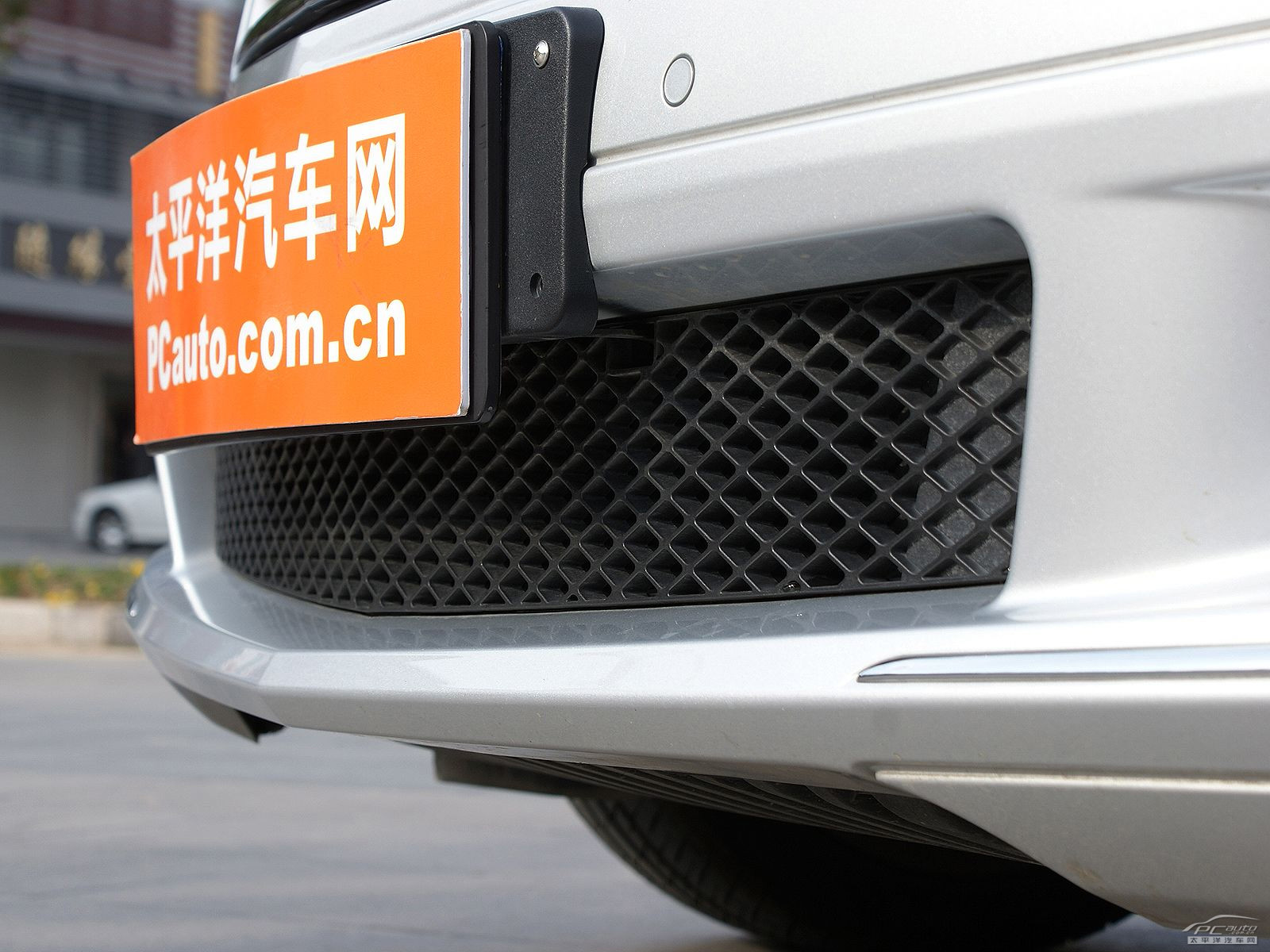 奔馳C級外觀高清大圖