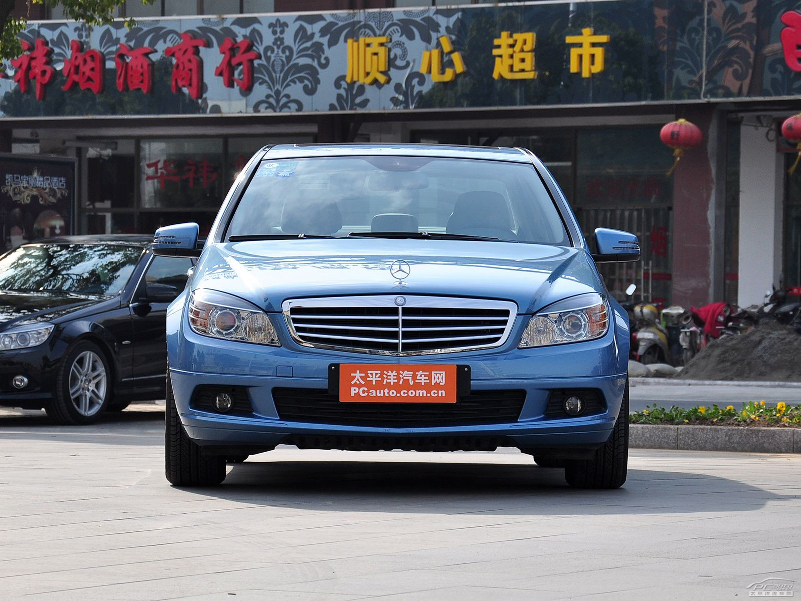 奔馳C級外觀高清大圖