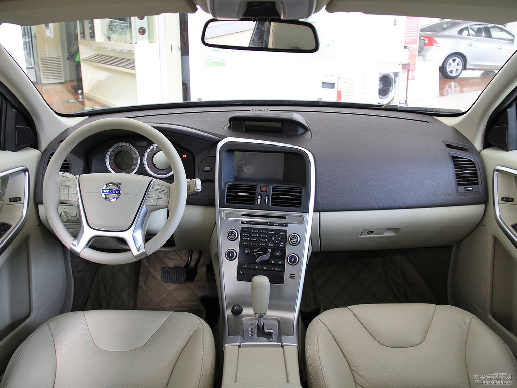 ɫ֠XC60(M(jn))(ni)DƬ