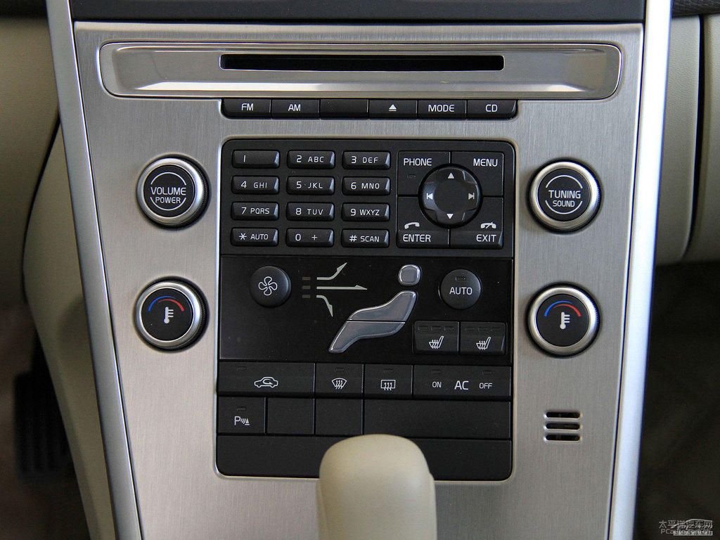ɫ֠XC60(M(jn))(ni)DƬ
