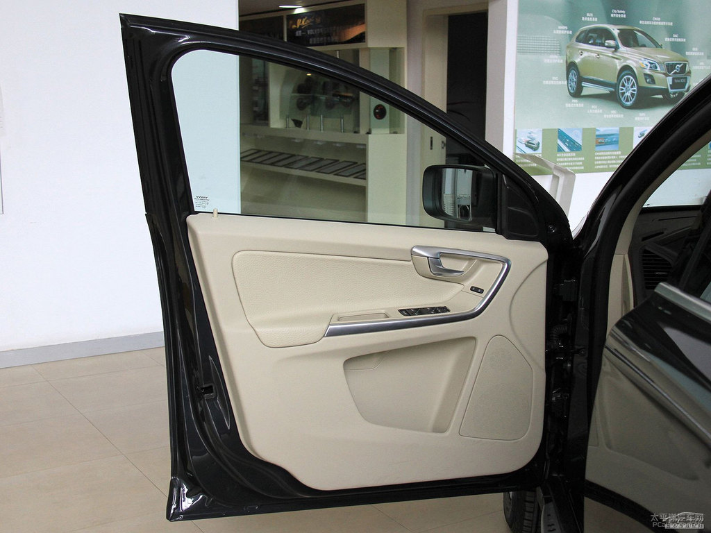 ɫ֠XC60(M)(ni)DƬ