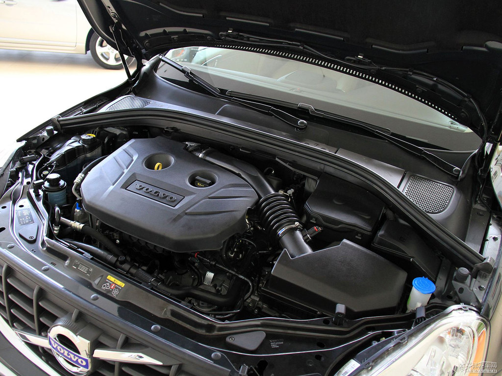 ɫ֠XC60(M(jn))(x)(ji)DƬ