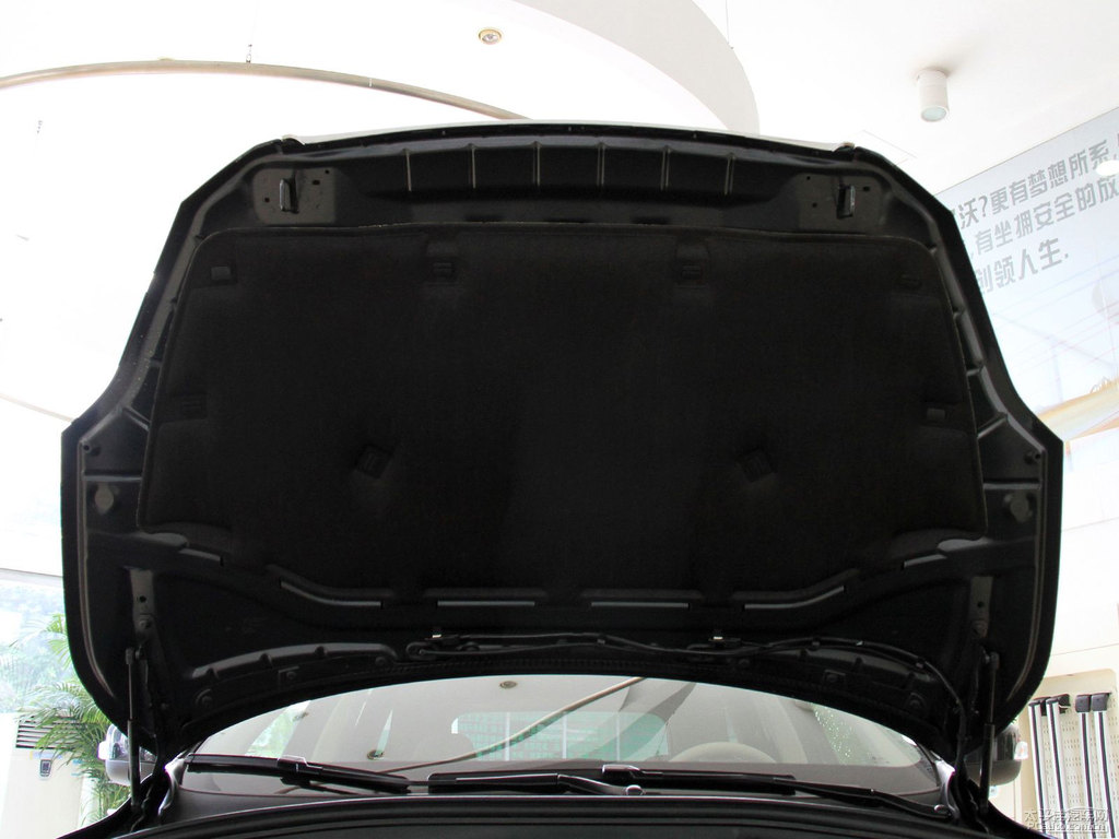 ɫ֠XC60(M(jn))(x)(ji)DƬ