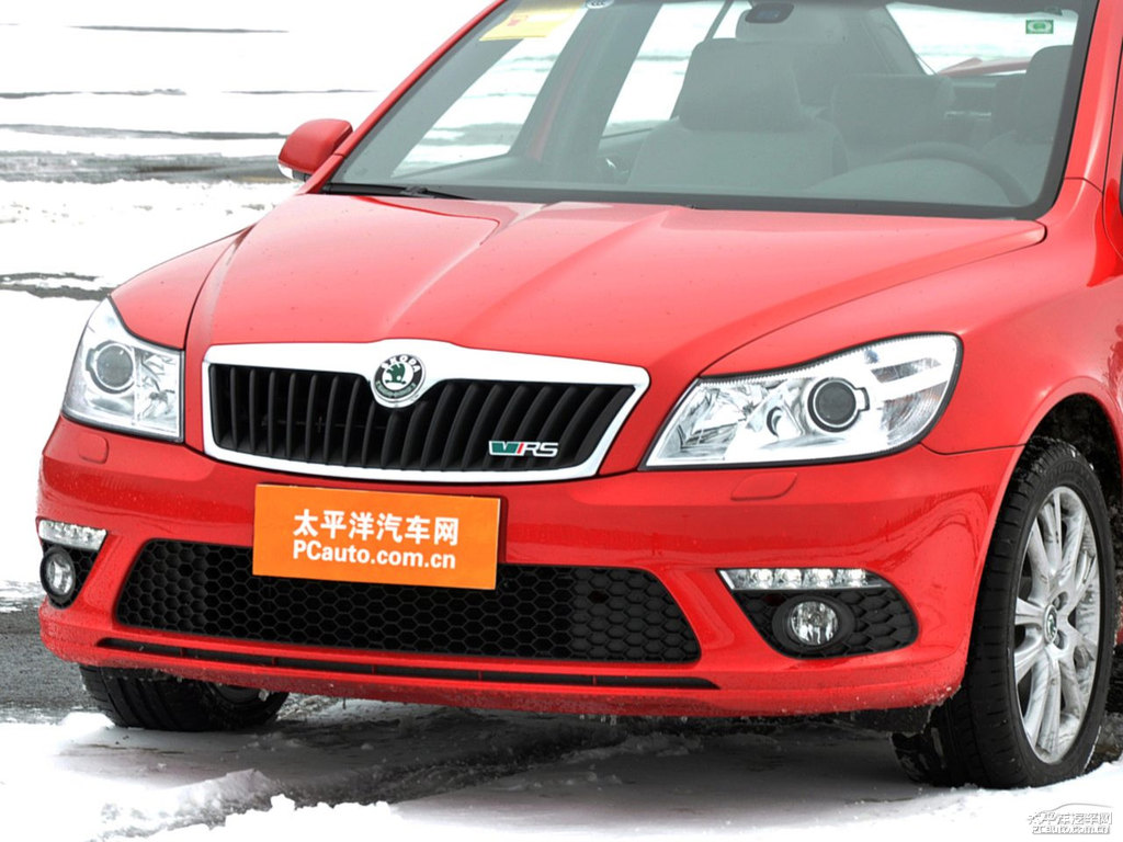 旋風(fēng)紅明銳車(chē)頭外觀圖片