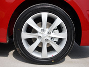 2011 Ɏ 1.4L GLS ԄӺA