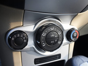 2010款 兩廂 1.5L 自動光芒限定版 2010款 兩廂 1.5L 自動光芒限定版