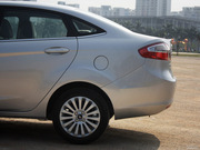 2010款 三廂 1.5L 手動光芒限定版 2010款 三廂 1.5L 手動光芒限定版