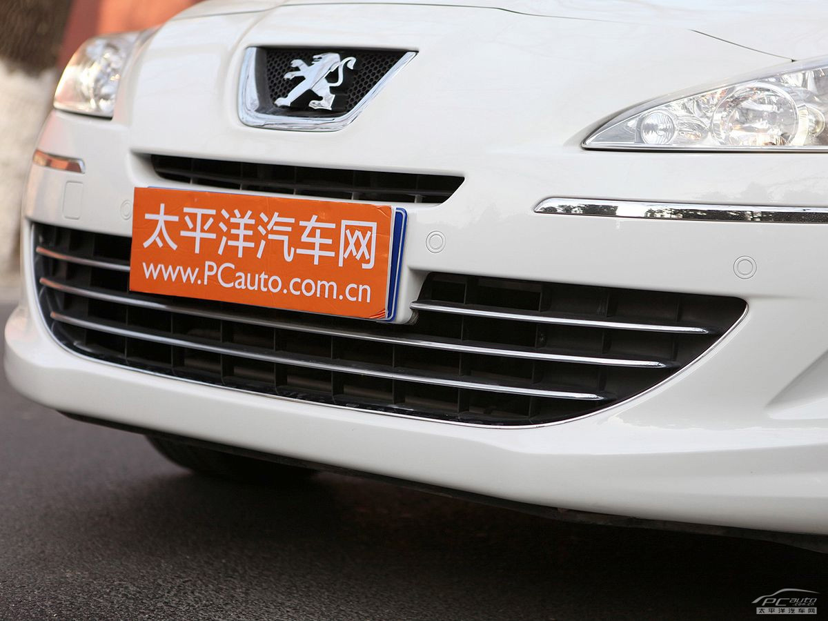 標致408外觀高清大圖