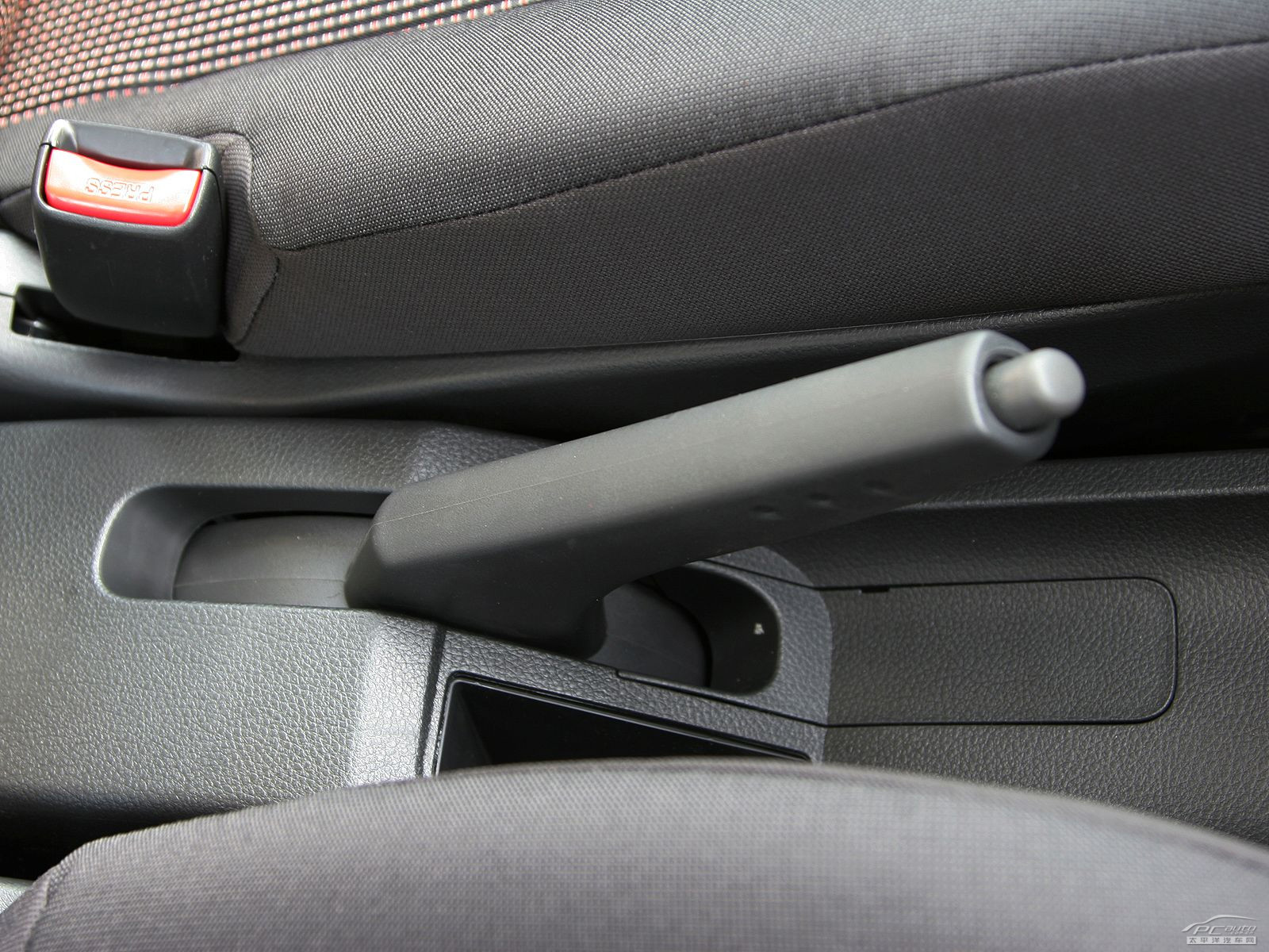 驪威內(nèi)飾高清大圖