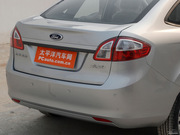 2009款 三廂 1.5L 手動(dòng)時(shí)尚型 2009款 三廂 1.5L 手動(dòng)時(shí)尚型