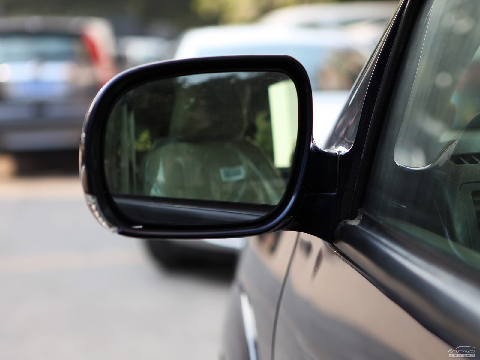 別克GL8外觀高清大圖