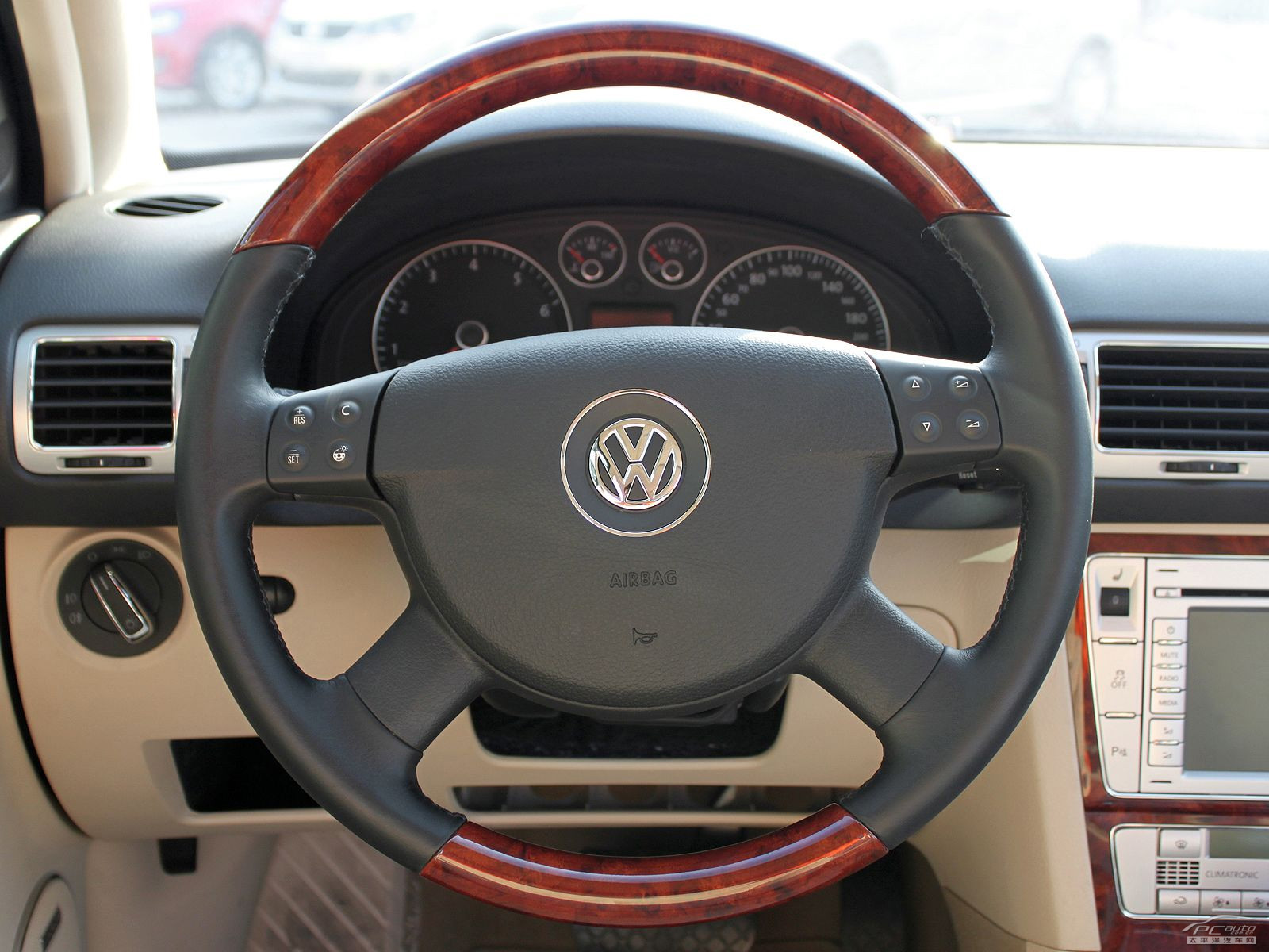 領(lǐng)馭內(nèi)飾高清大圖