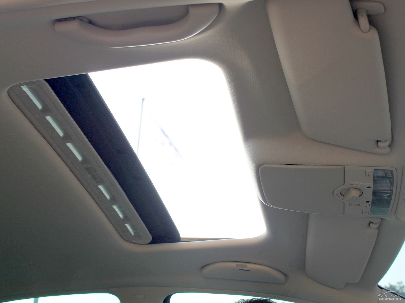 領(lǐng)馭內(nèi)飾高清大圖