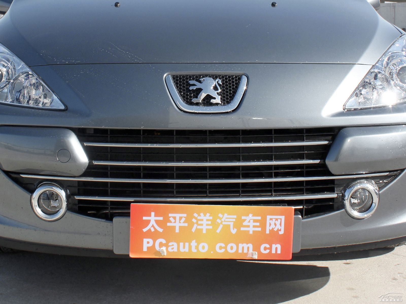 標(biāo)致307外觀高清大圖