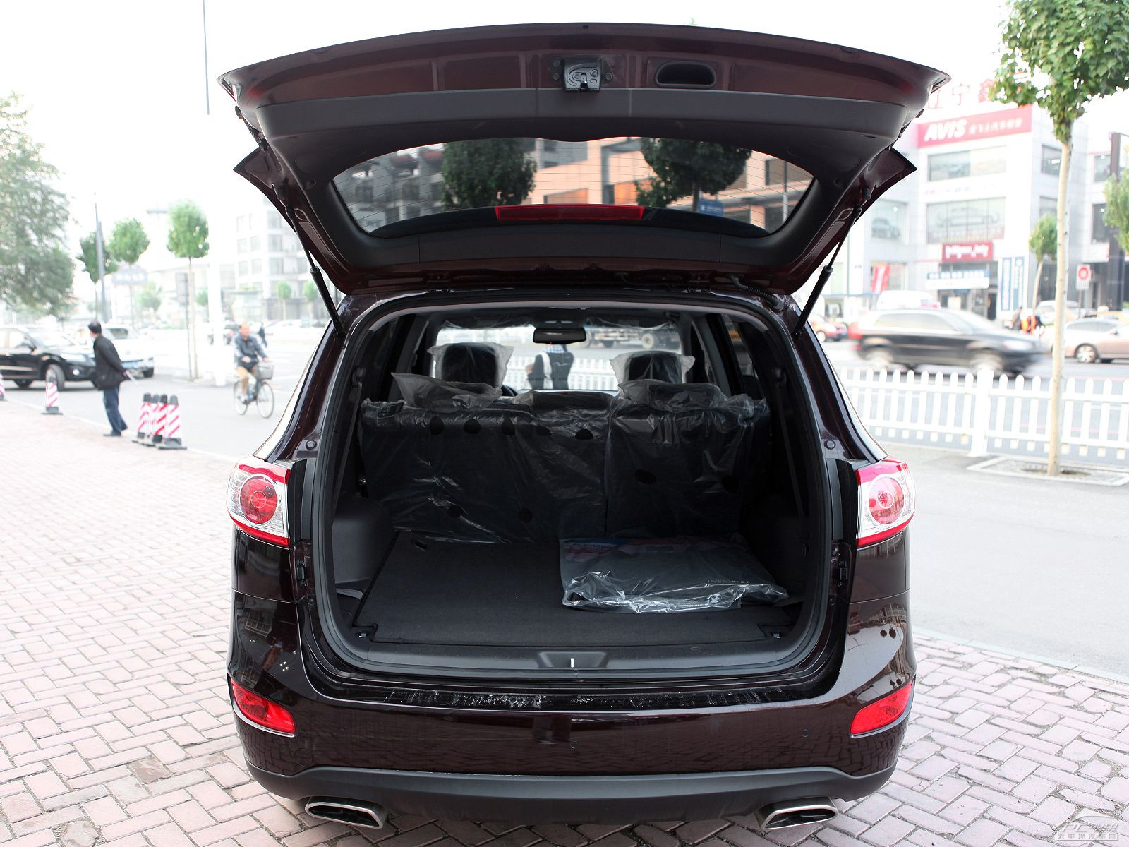 勝達(進口)內(nèi)飾高清大圖