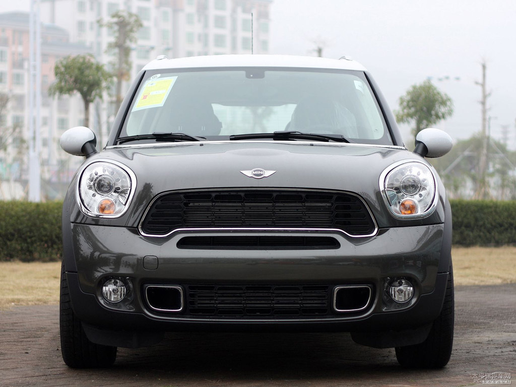 ƷɫMINI COUNTRYMAN܇^^DƬ