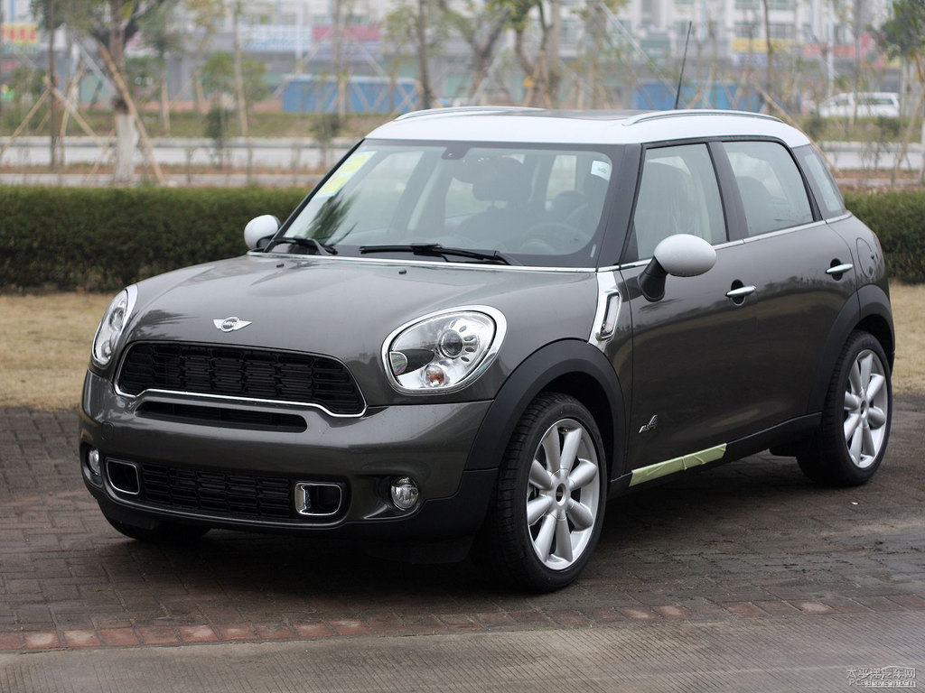 ƷɫMINI COUNTRYMAN܇^^DƬ