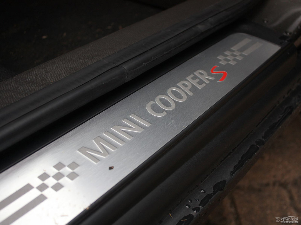 ƷɫMINI COUNTRYMAN܇(ch)(ni)DƬ