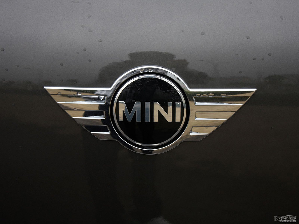 ƷɫMINI COUNTRYMAN܇β^DƬ