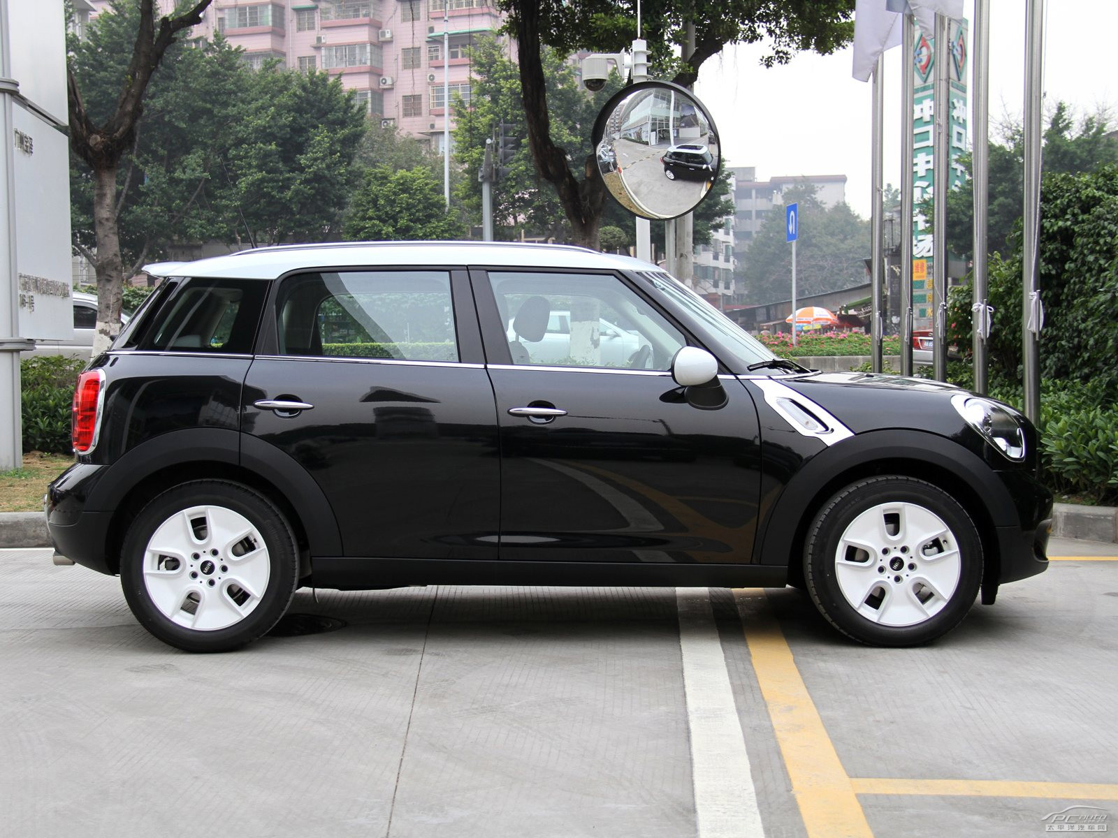 MINI COUNTRYMAN外觀高清大圖