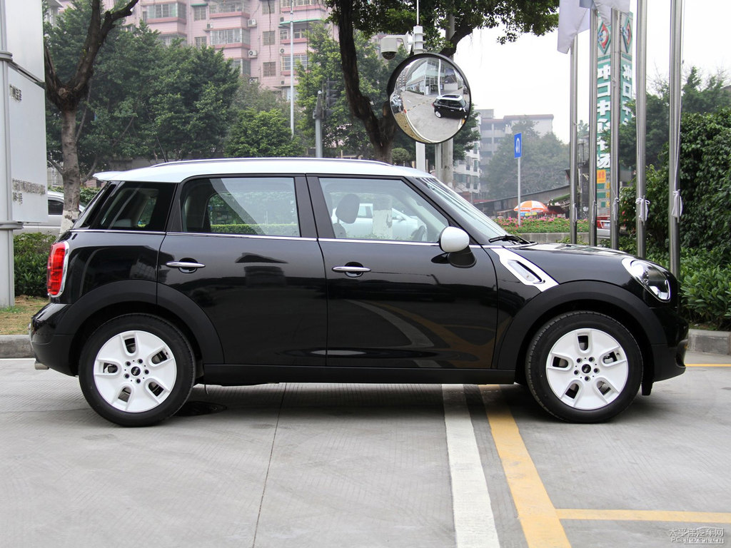 MINI COUNTRYMAN܇^^DƬ